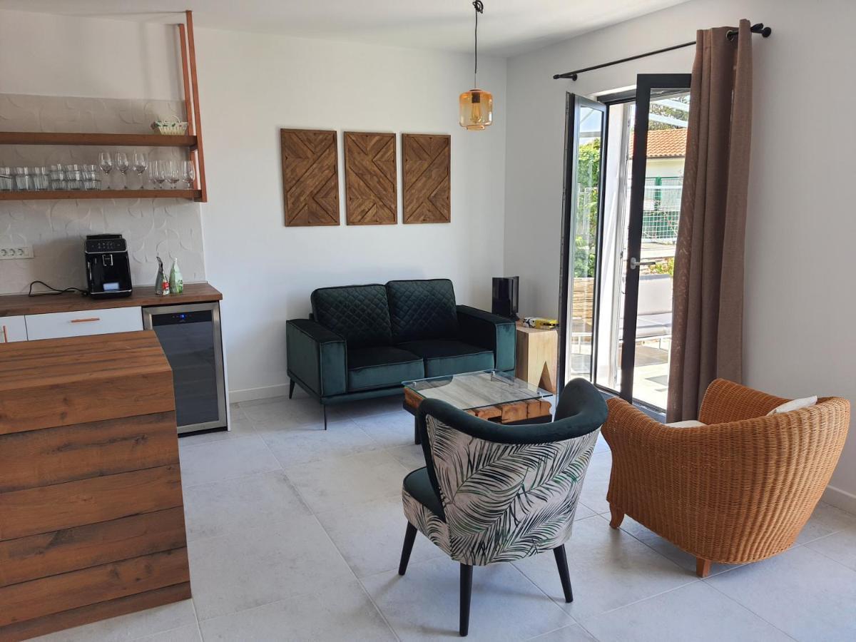 Apartments Krista Медвежа Экстерьер фото